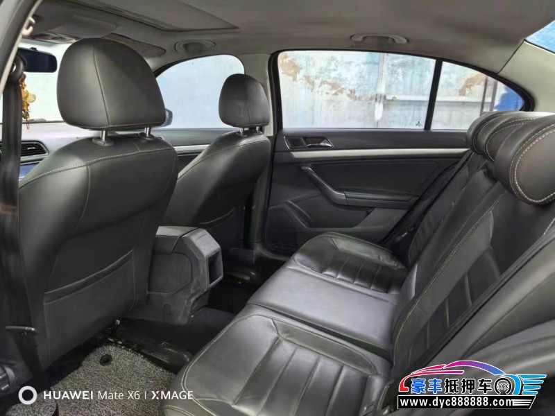 17年大众朗逸轿车抵押车出售