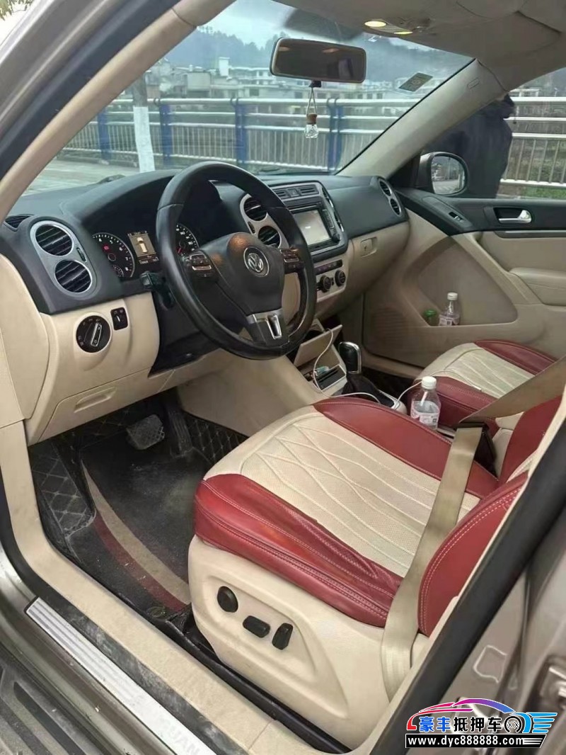 14年大众途观轿车抵押车出售