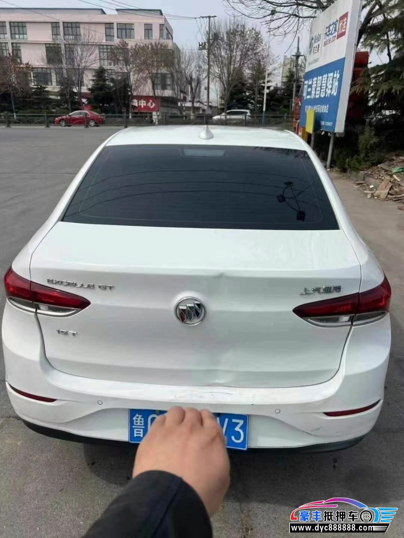 20年别克英朗轿车抵押车出售