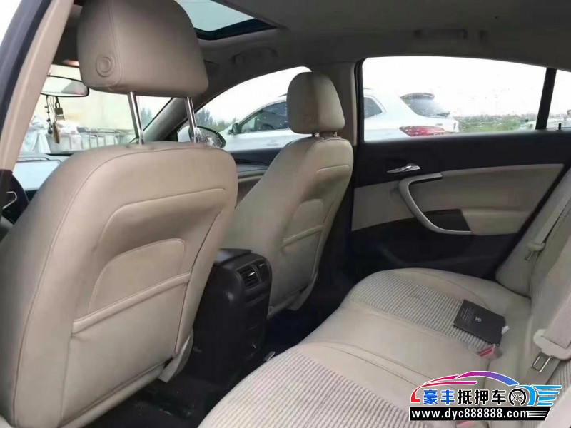 16年别克君威轿车抵押车出售