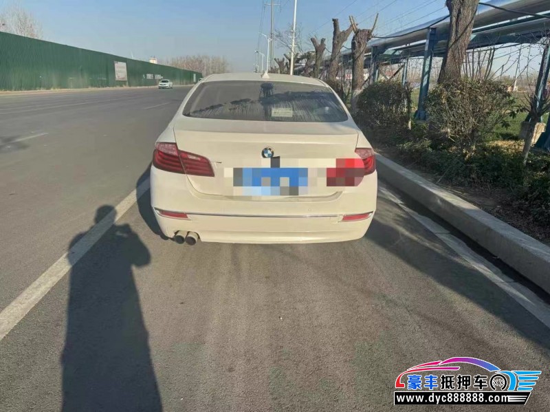 17年宝马5系轿车抵押车出售