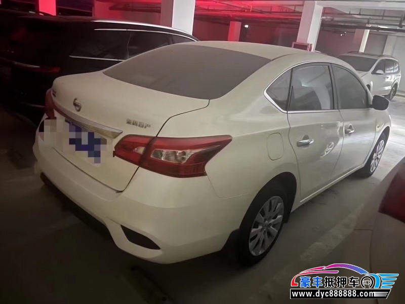 22年日产轩逸轿车抵押车出售