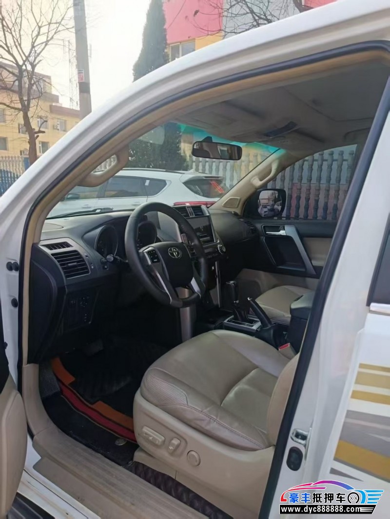 13年丰田普拉多（霸道）轿车抵押车出售