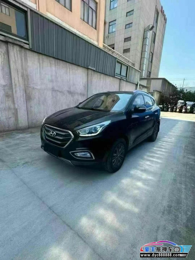 15年现代ix35轿车抵押车出售