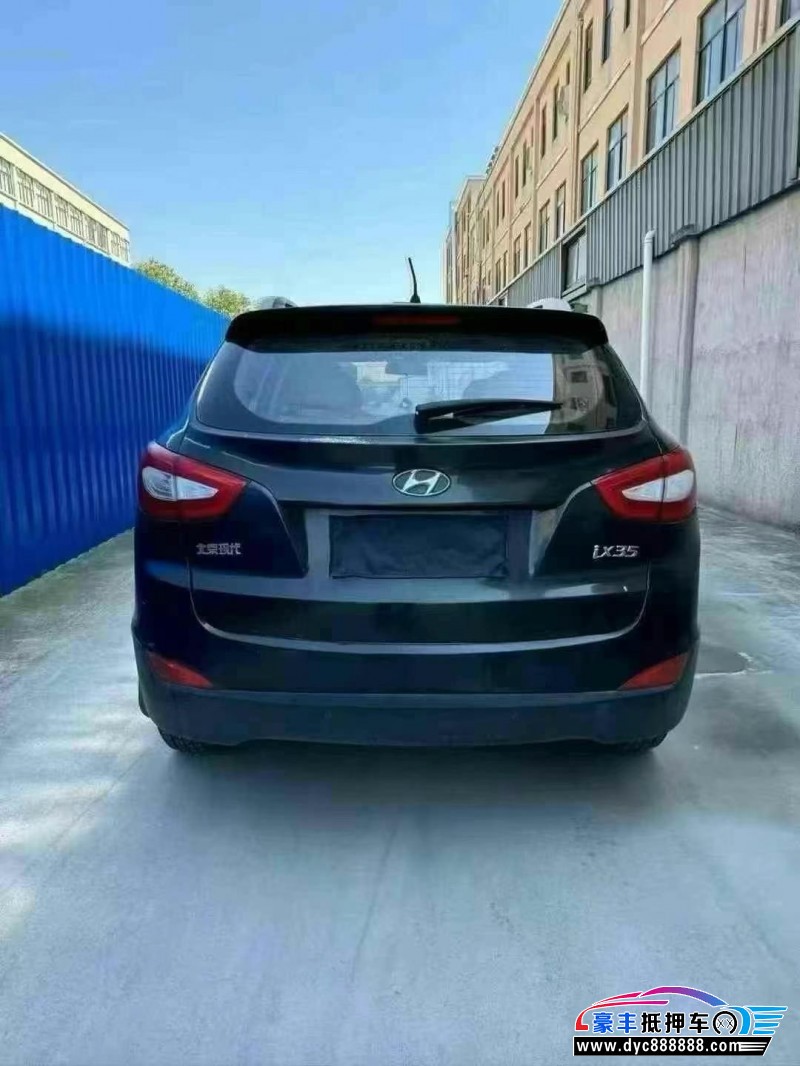 15年现代ix35轿车抵押车出售