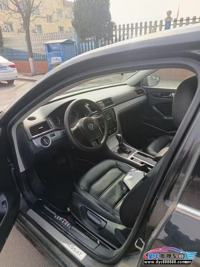 13年大众帕萨特轿车抵押车出售