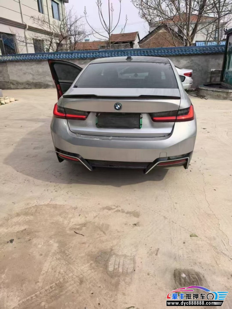 24年宝马i3轿车抵押车出售