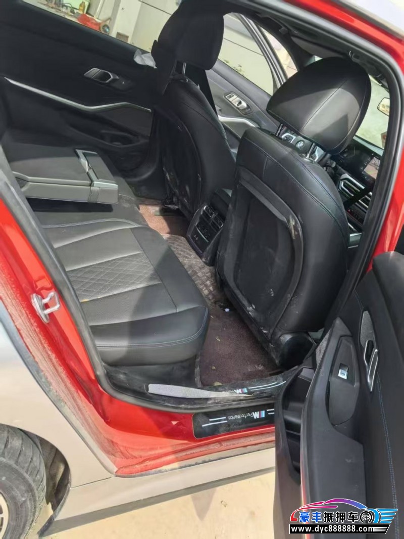 24年宝马i3轿车抵押车出售