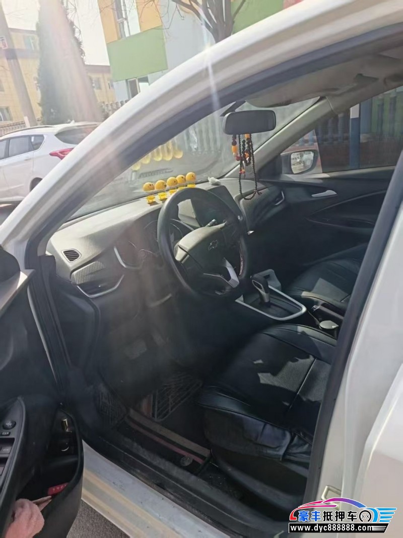 21年雪佛兰科沃兹轿车抵押车出售