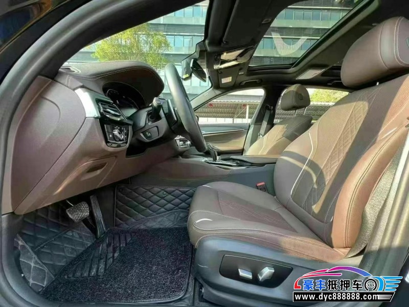 23年宝马5系轿车抵押车出售