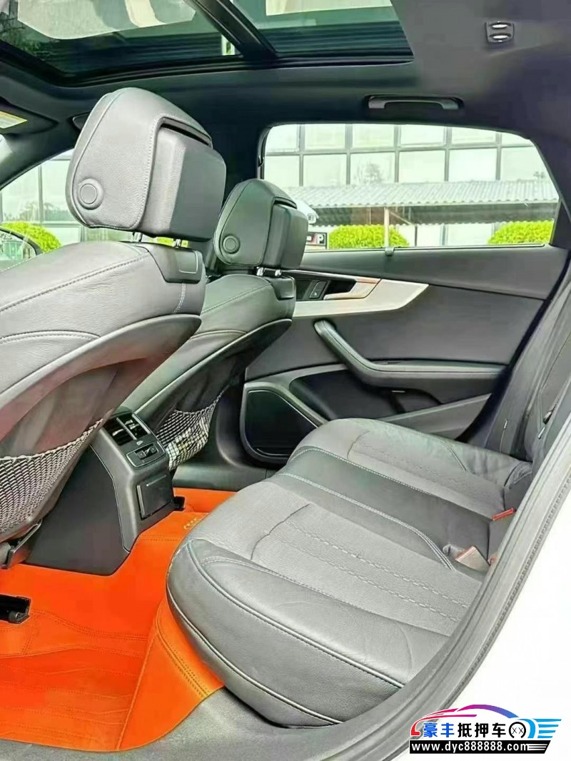 20年奥迪A4L轿车抵押车出售