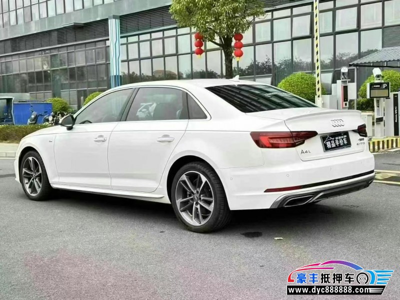 20年奥迪A4L轿车抵押车出售