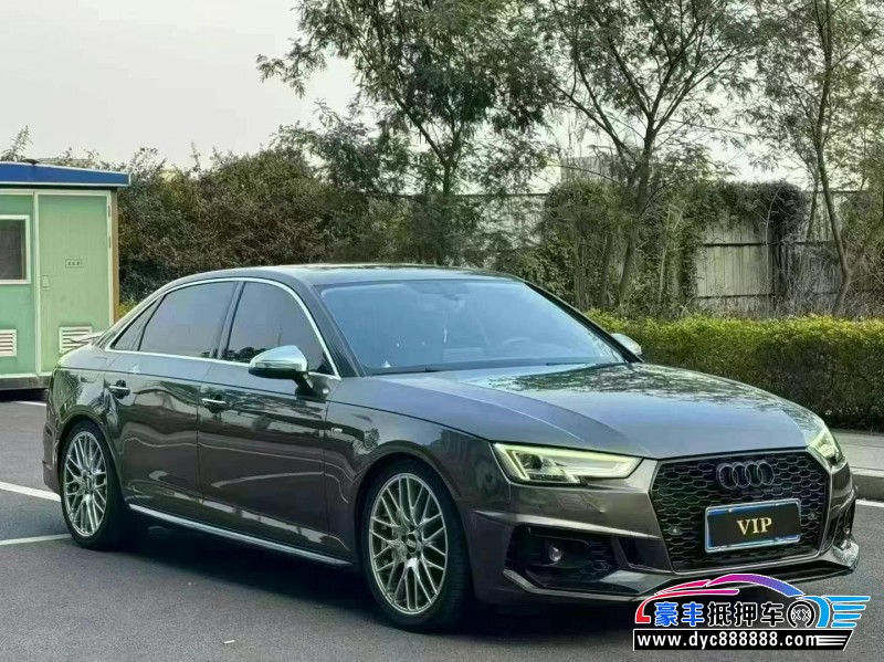 18年奥迪A4L轿车抵押车出售