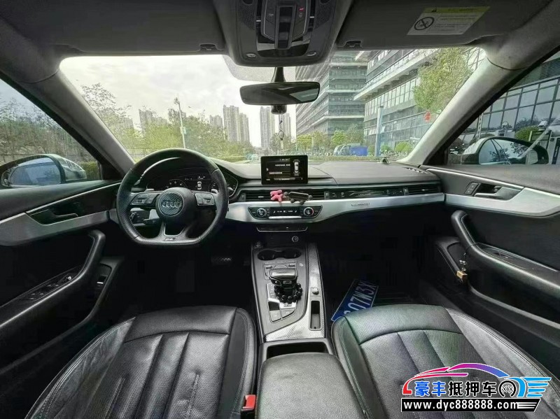 18年奥迪A4L轿车抵押车出售