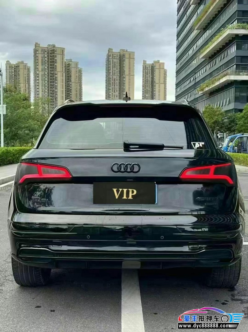 20年奥迪Q5轿车抵押车出售