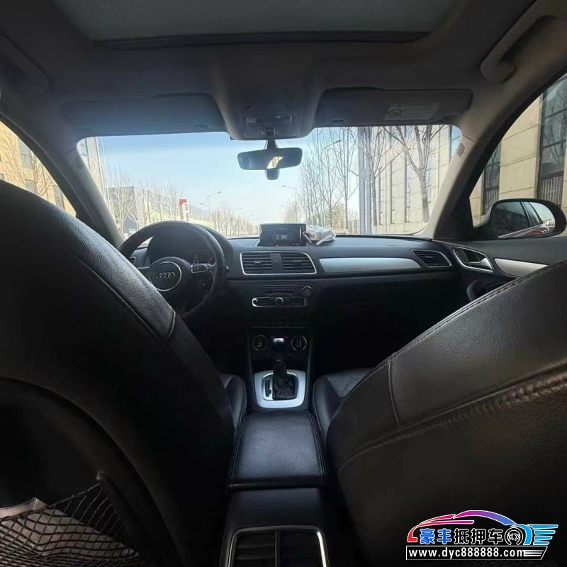 17年奥迪Q3轿车抵押车出售