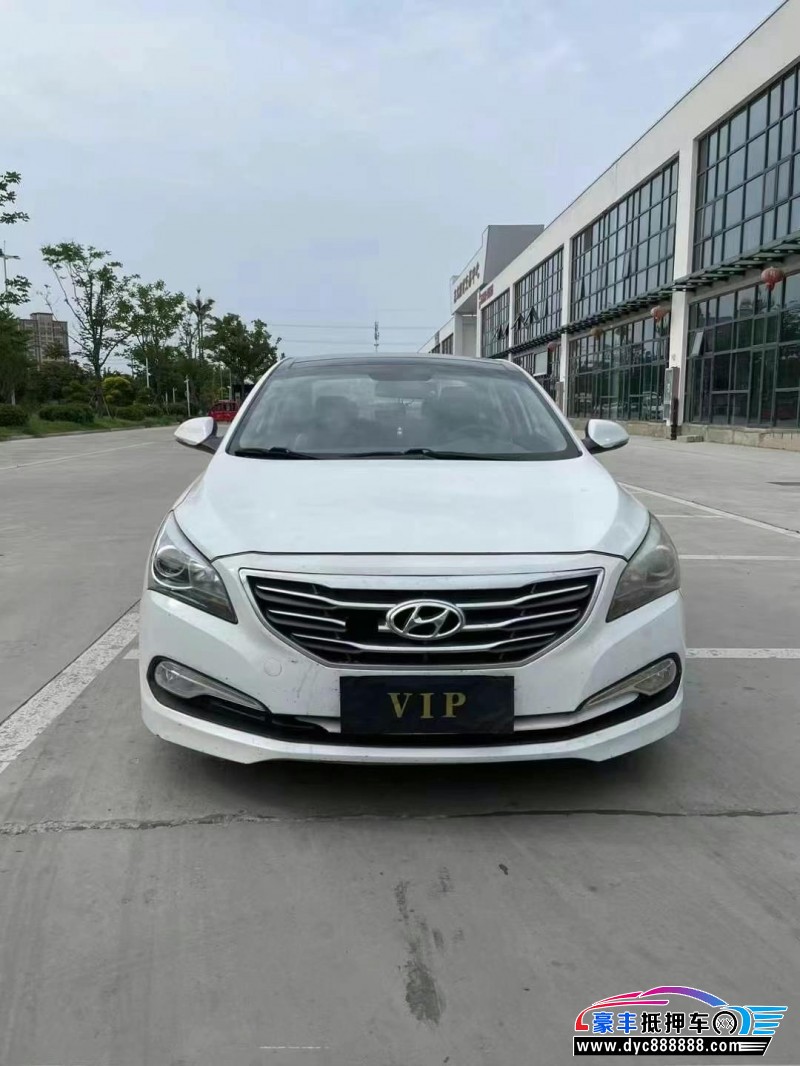 17年现代名图轿车抵押车出售