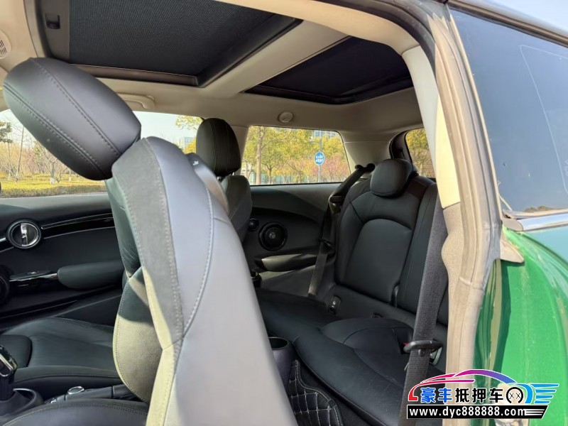 23年宝马MINI轿车抵押车出售