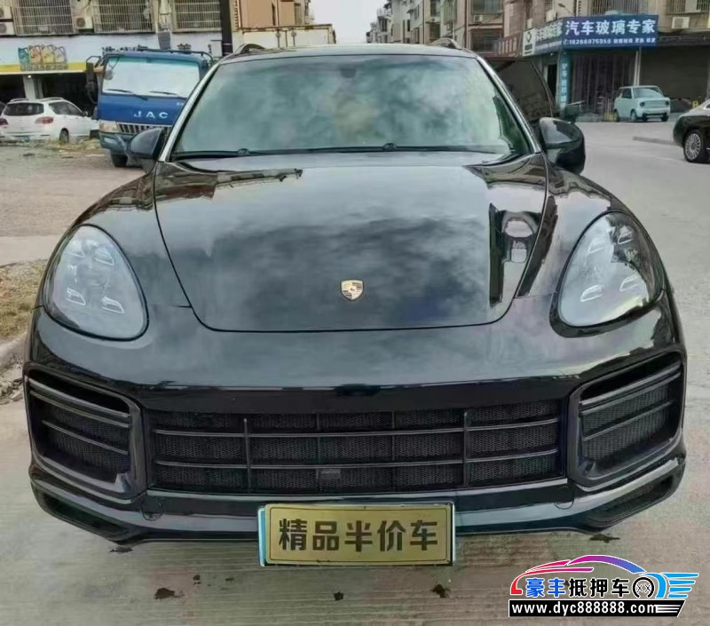 14年保时捷卡宴轿车抵押车出售