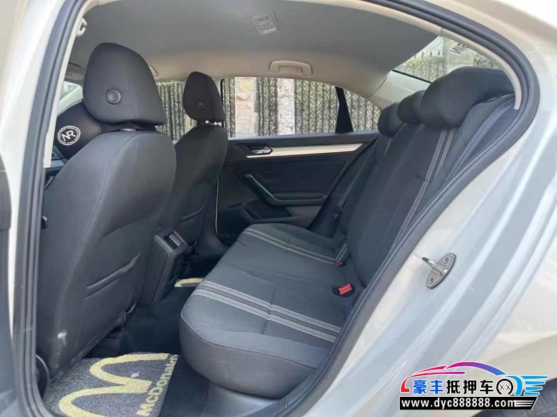 18年大众凌渡轿车抵押车出售