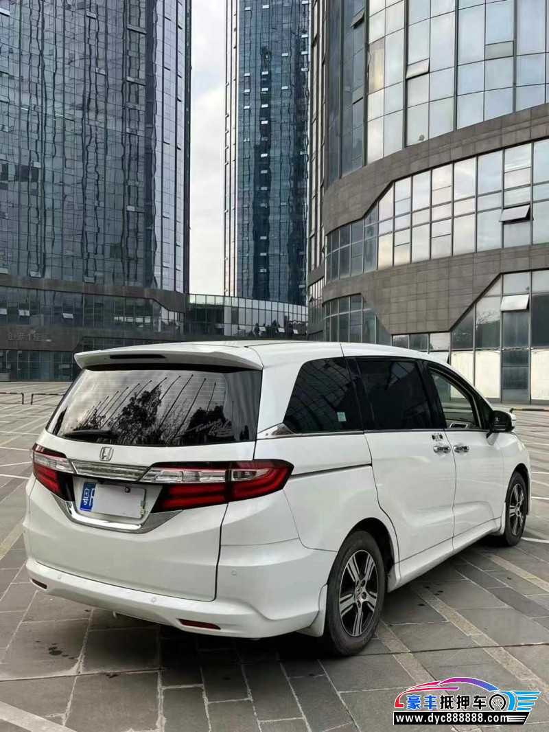 14年本田奥德赛轿车抵押车出售