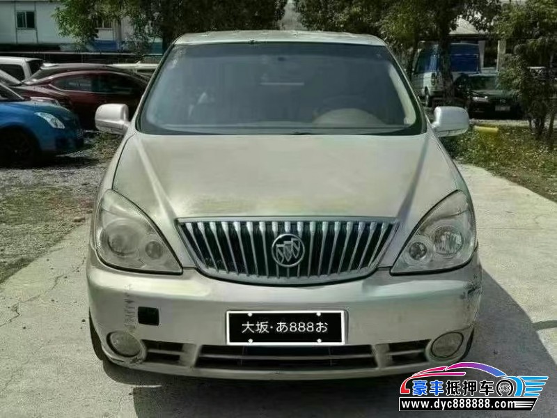 12年别克GL8轿车抵押车出售