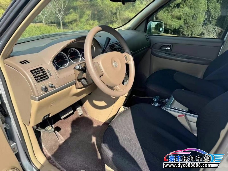 14年别克GL8轿车抵押车出售