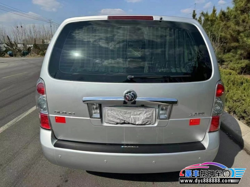 14年别克GL8轿车抵押车出售