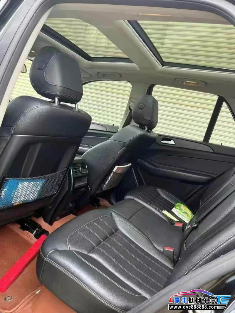 18年奔驰GLE轿车抵押车出售