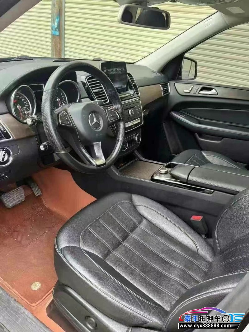 18年奔驰GLE轿车抵押车出售