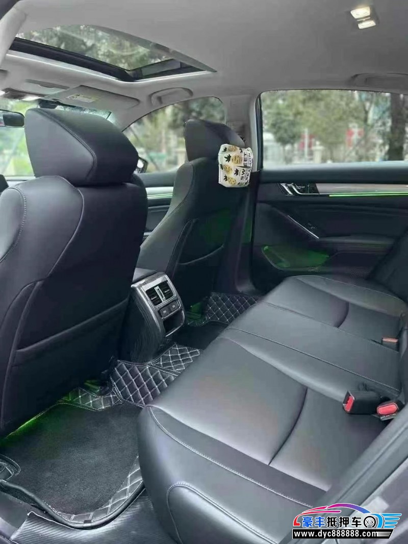 22年本田雅阁轿车抵押车出售