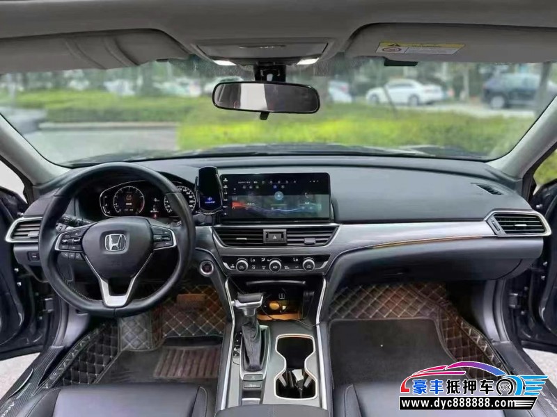 22年本田雅阁轿车抵押车出售