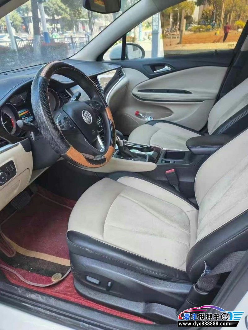 19年别克威朗轿车抵押车出售