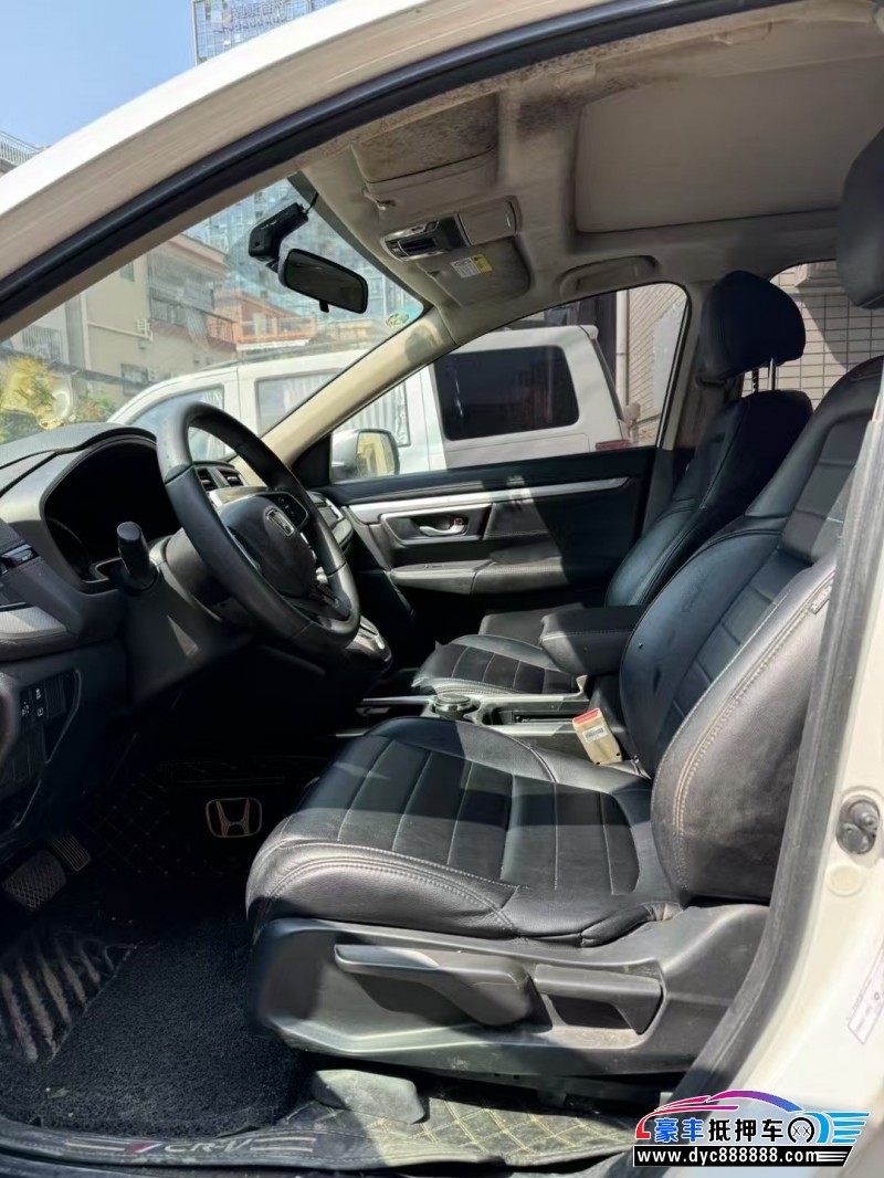 20年本田CR-V轿车抵押车出售