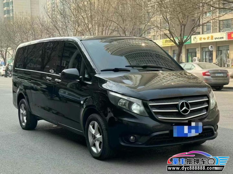 19年奔驰威霆轿车抵押车出售