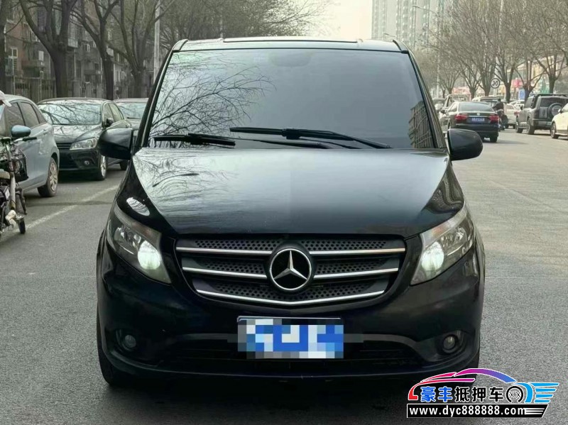 19年奔驰威霆轿车抵押车出售