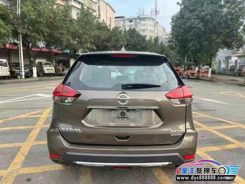 20年日产奇骏轿车抵押车出售