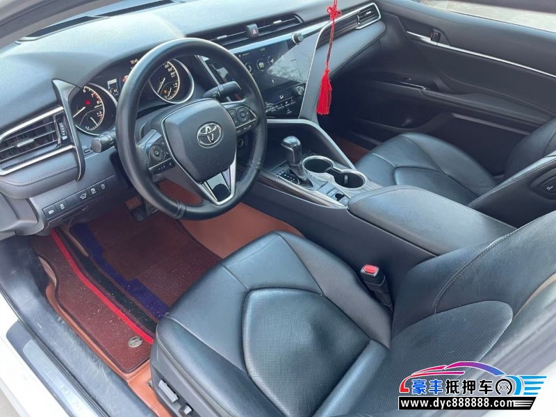 21年丰田凯美瑞轿车抵押车出售