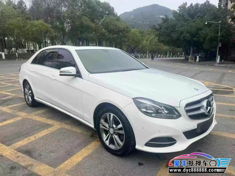 14年奔驰E轿车抵押车出售