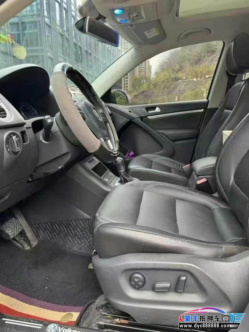 17年大众途观轿车抵押车出售