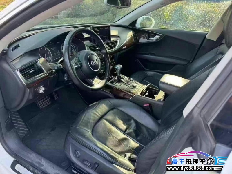14年奥迪A7轿车抵押车出售
