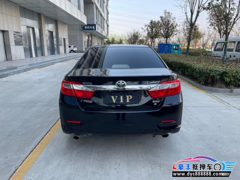 13年丰田凯美瑞轿车抵押车出售