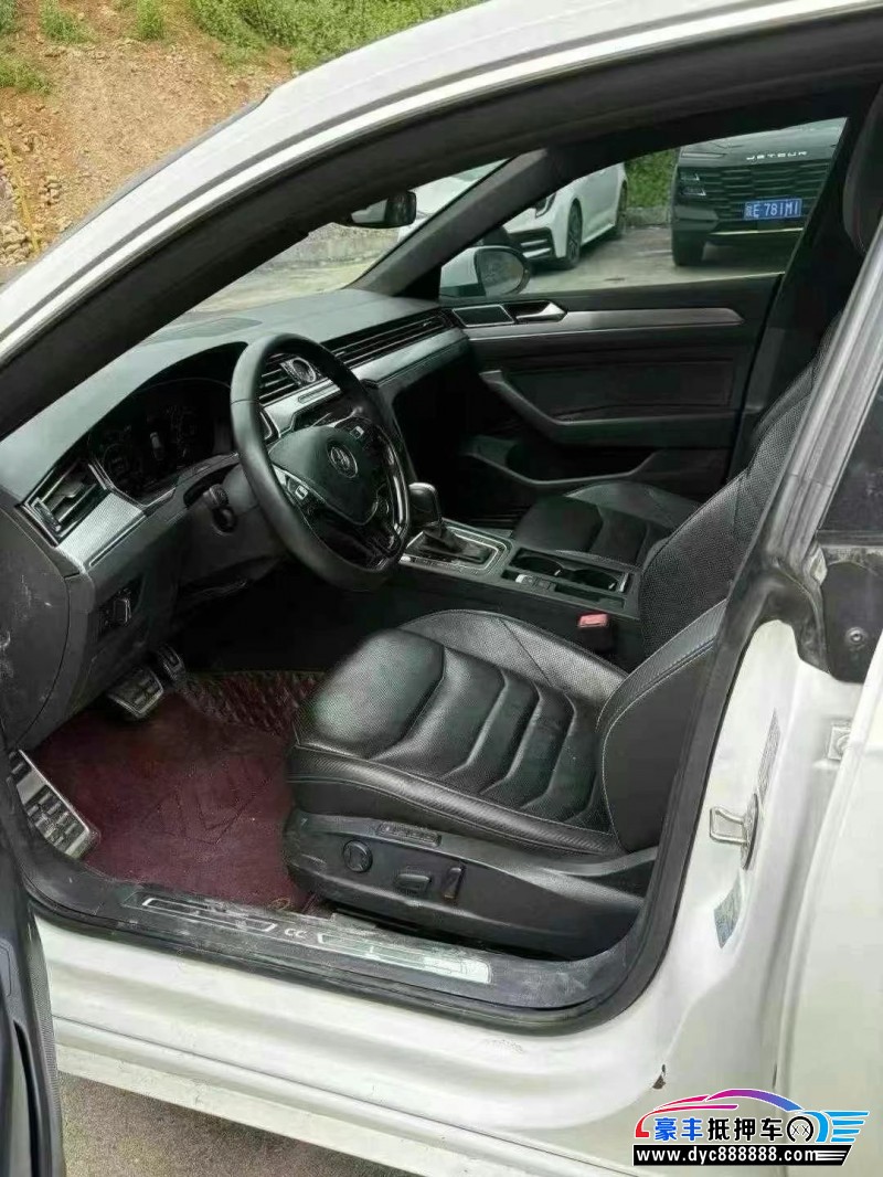 19年大众CC轿车抵押车出售