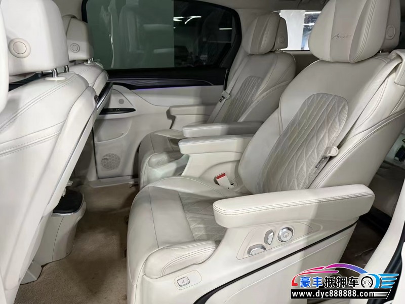 20年别克GL8MPV抵押车出售