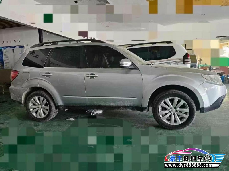 13年斯巴鲁森林人SUV抵押车出售