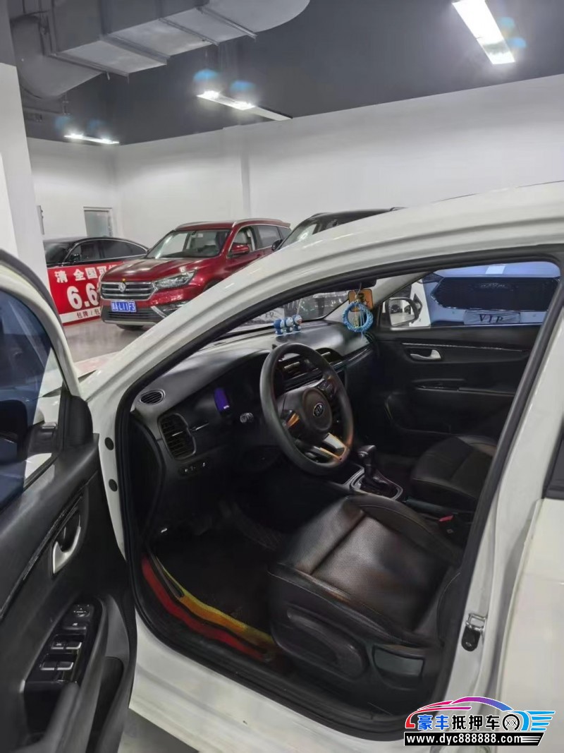 18年起亚K2轿车抵押车出售