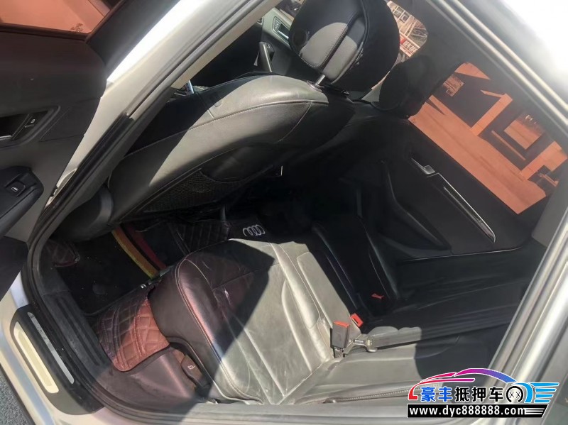 12年奥迪Q5轿车抵押车出售