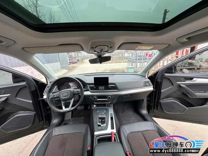 21年奥迪Q5轿车抵押车出售