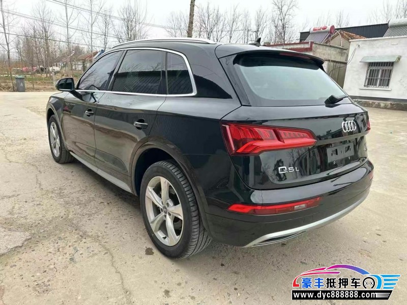 21年奥迪Q5轿车抵押车出售