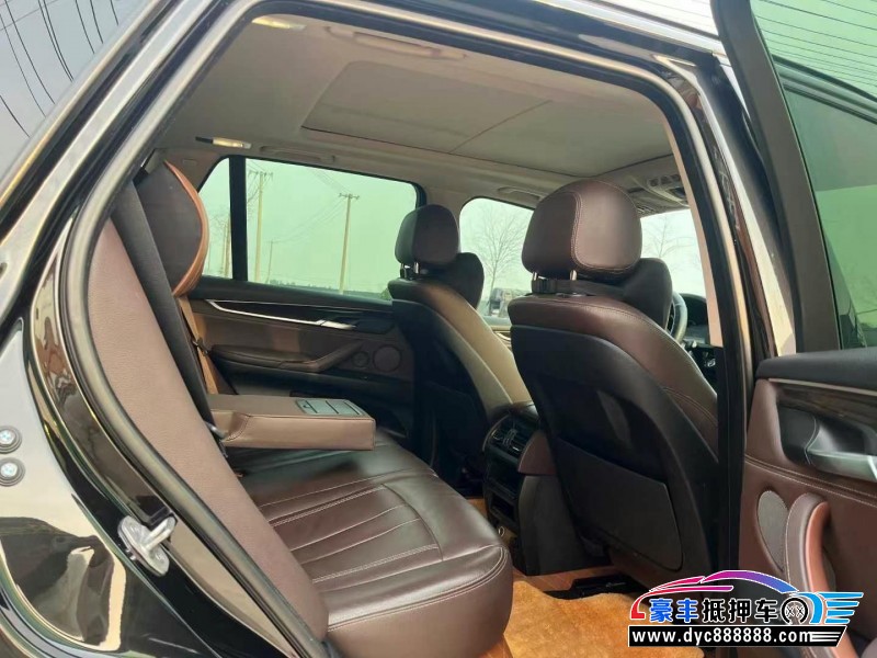 19年宝马X5轿车抵押车出售